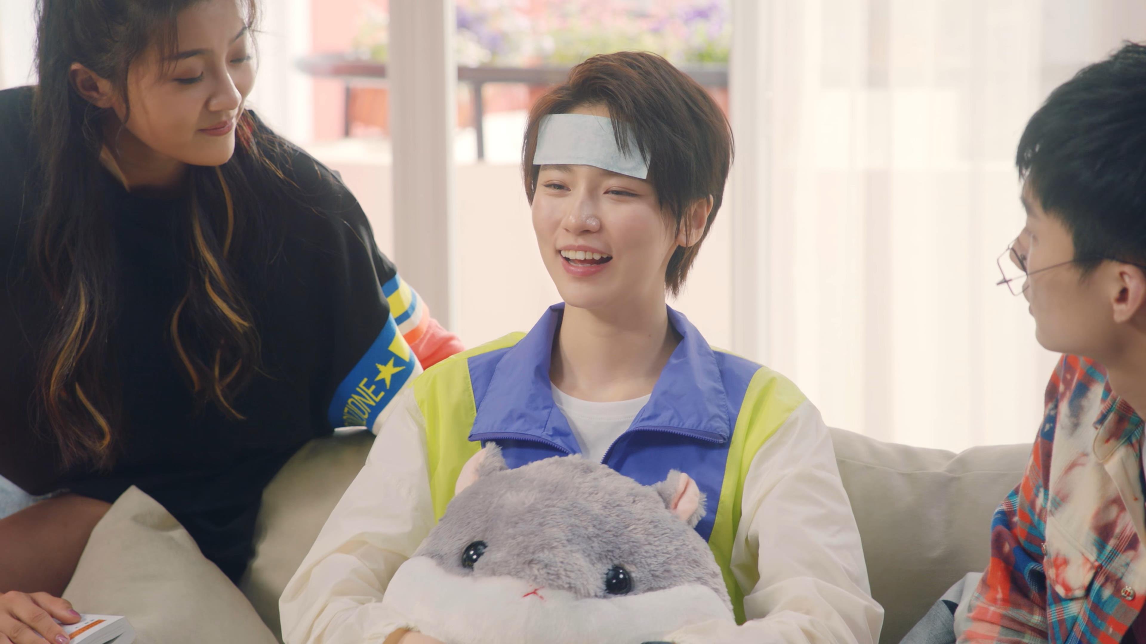 开云体育下载官网-_蓝色海底冲浪：海底世界的极速体验_，蓝色色的海底